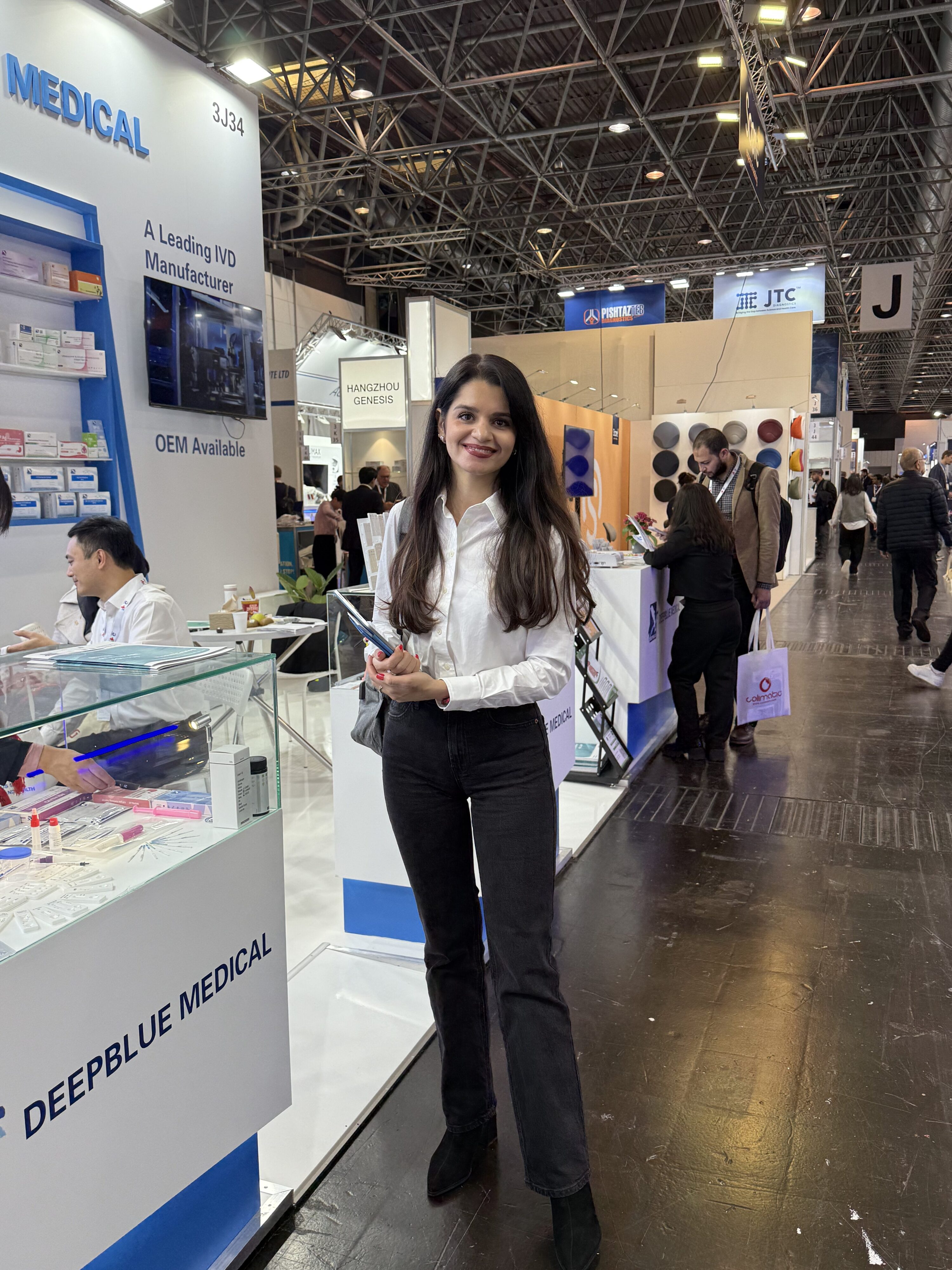 Elinext representative at MEDICA